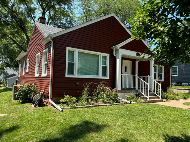 3036 Tremont Avenue, Davenport, IA 52803
