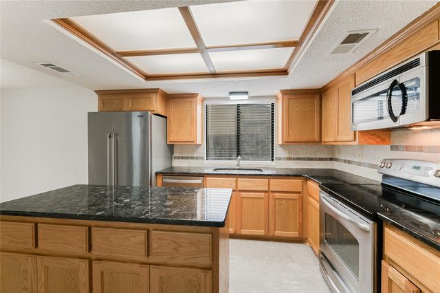 8106 Chainfire CV, Austin, TX 78729