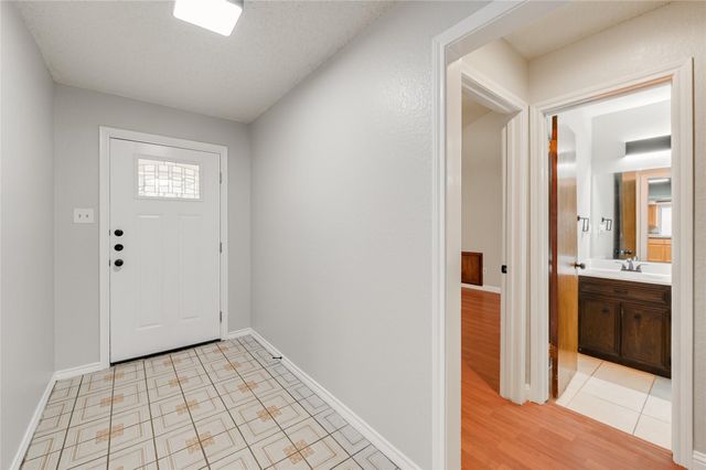 8106 Chainfire CV, Austin, TX 78729