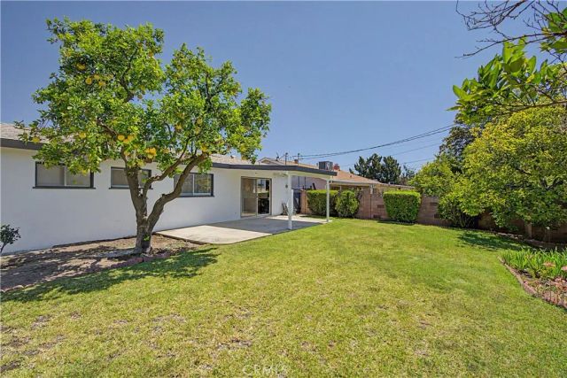 24378 Hartland, West Hills, CA 91307