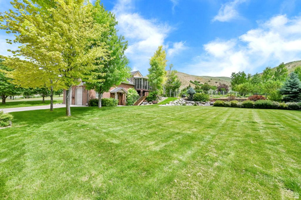 Image 18 of property listing at 3990 SUMMER RIDGE RD, Morgan, UT 84050