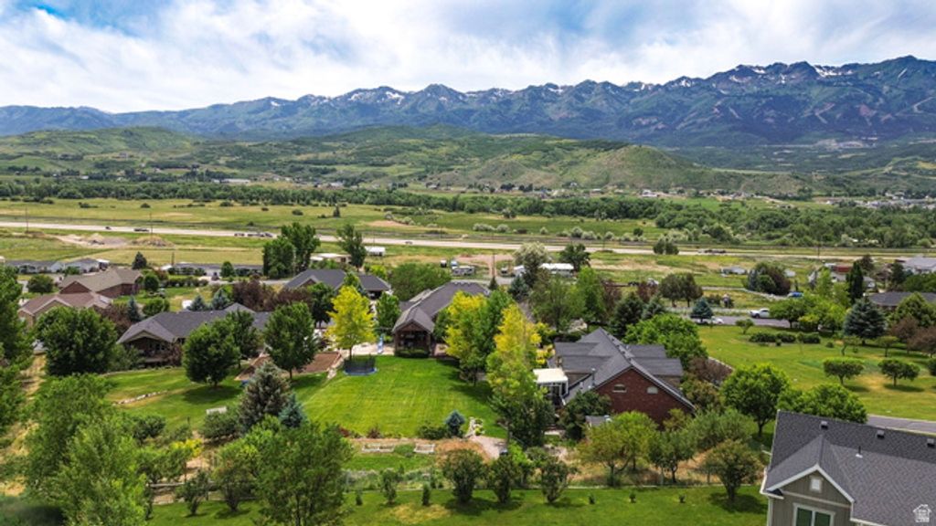 Image 7 of property listing at 3990 SUMMER RIDGE RD, Morgan, UT 84050