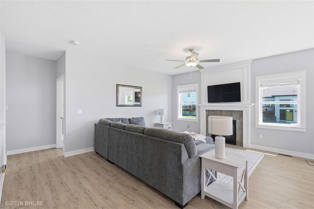 875 9th Street, Waukee, IA 50263