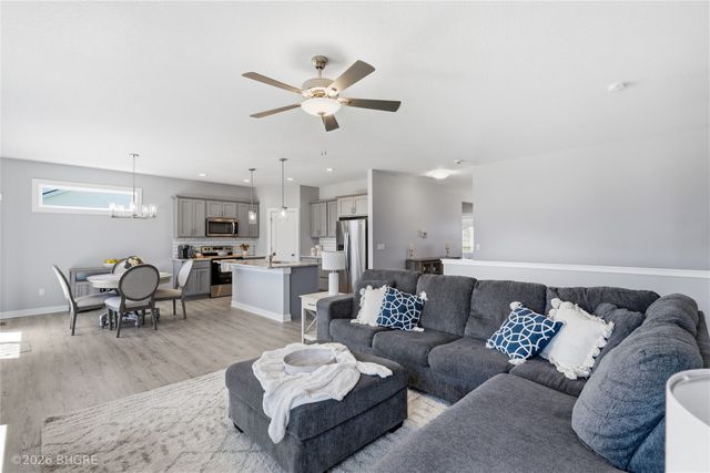 875 9th Street, Waukee, IA 50263