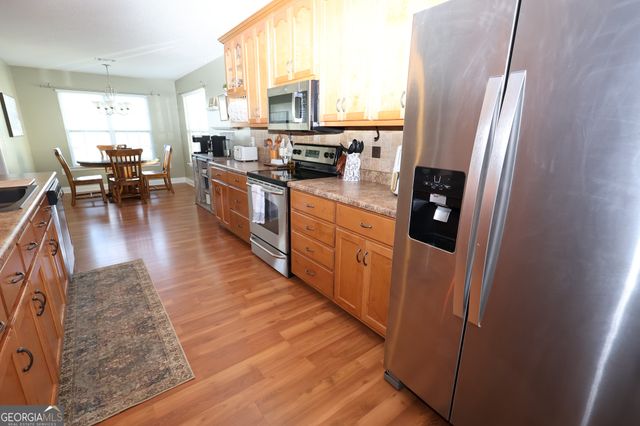 120 Blackstone Court, Kathleen, GA 31047