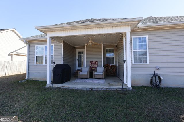 120 Blackstone Court, Kathleen, GA 31047