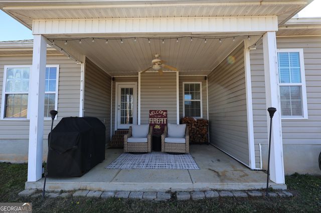 120 Blackstone Court, Kathleen, GA 31047