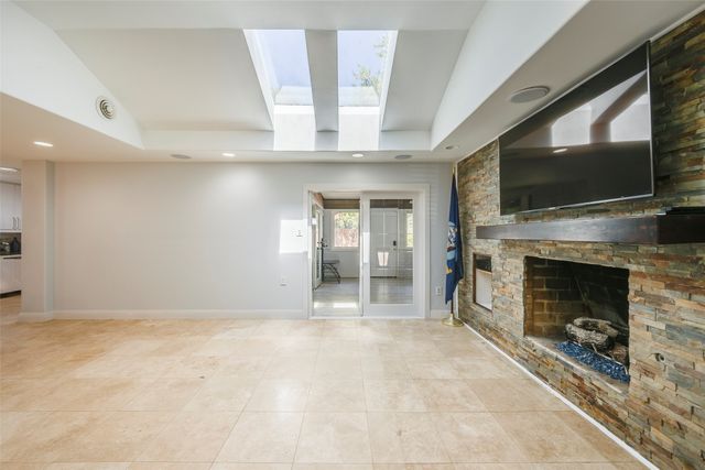 5017 Boulder Lake Road, Fort Worth, TX 76103
