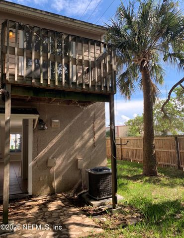 887 & 889 8TH Avenue S, Jacksonville Beach, FL 32250