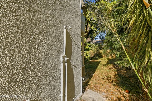 887 & 889 8TH Avenue S, Jacksonville Beach, FL 32250