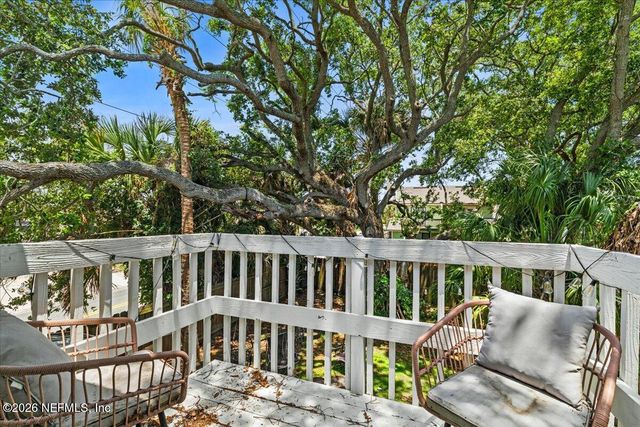 887 & 889 8TH Avenue S, Jacksonville Beach, FL 32250