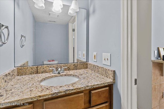 887 & 889 8TH Avenue S, Jacksonville Beach, FL 32250
