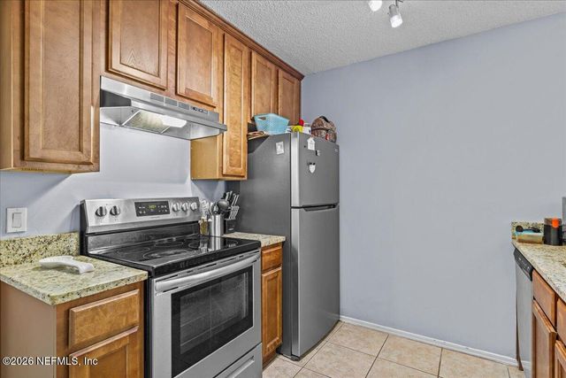 887 & 889 8TH Avenue S, Jacksonville Beach, FL 32250