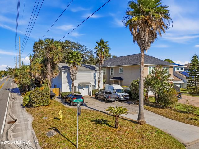 887 & 889 8TH Avenue S, Jacksonville Beach, FL 32250