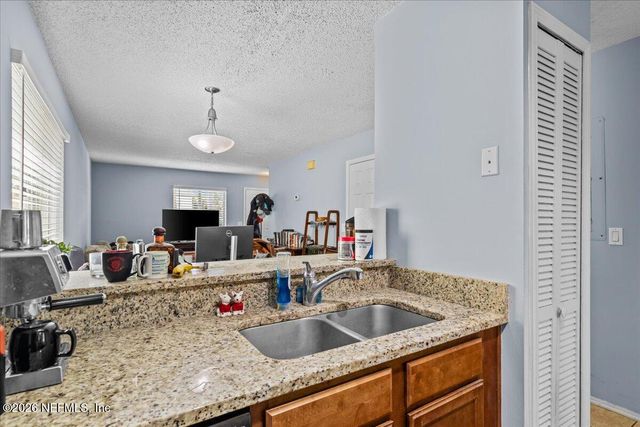 887 & 889 8TH Avenue S, Jacksonville Beach, FL 32250