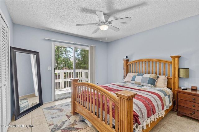 887 & 889 8TH Avenue S, Jacksonville Beach, FL 32250