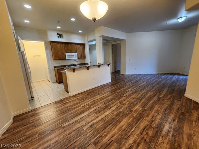 44 East Serene Avenue 119, Las Vegas, NV 89123