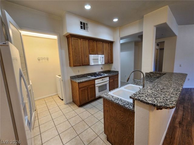 44 East Serene Avenue 119, Las Vegas, NV 89123