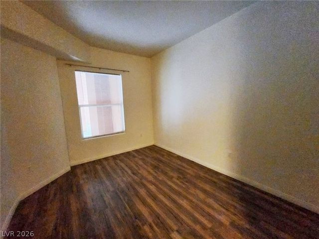 44 East Serene Avenue 119, Las Vegas, NV 89123