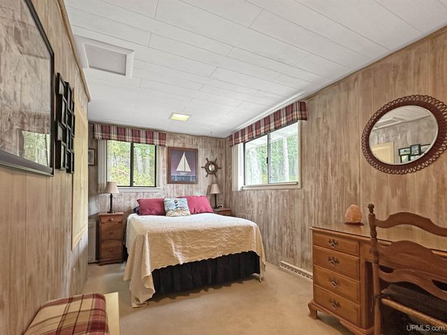 8329 Garth Point 25.25 Lane, Rapid River, MI 49878