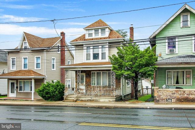 24 CENTER AVE, Schuylkill Haven, PA 17972