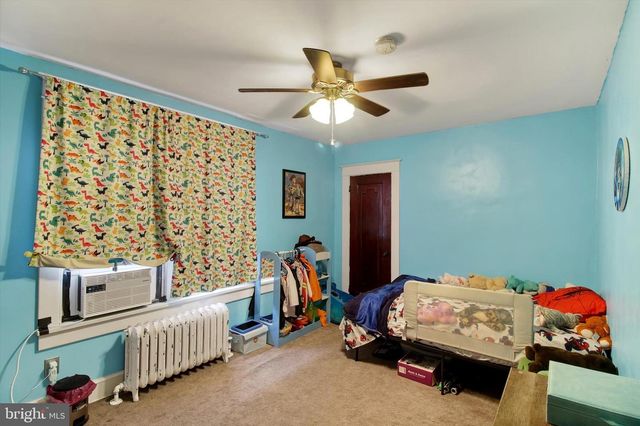 24 CENTER AVE, Schuylkill Haven, PA 17972