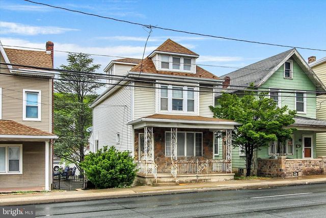 24 CENTER AVE, Schuylkill Haven, PA 17972