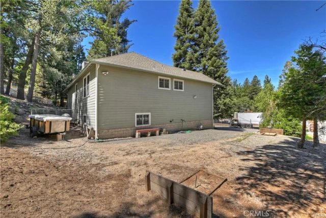 26548 Blackfoot East, Rimforest, CA 92378
