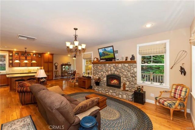 26548 Blackfoot East, Rimforest, CA 92378