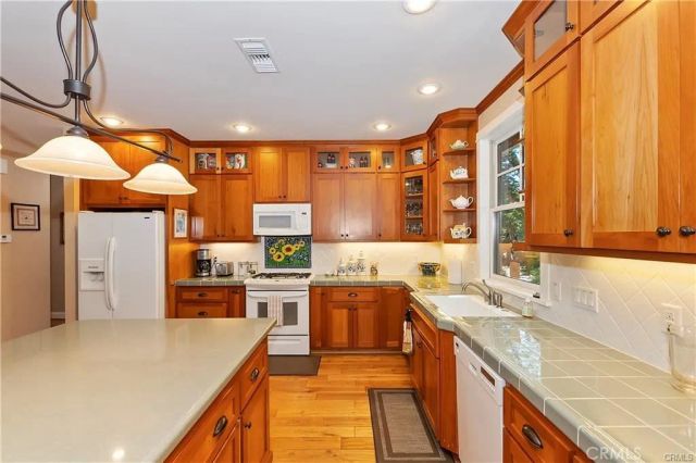 26548 Blackfoot East, Rimforest, CA 92378