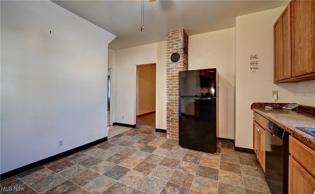 320 9th Street SW, Massillon, OH 44647