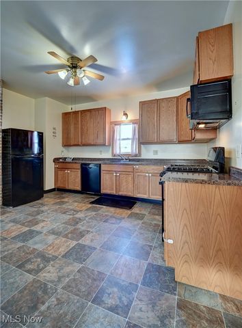 320 9th Street SW, Massillon, OH 44647