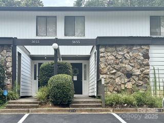 3655 Maple Glenn Lane, Charlotte, NC 28226