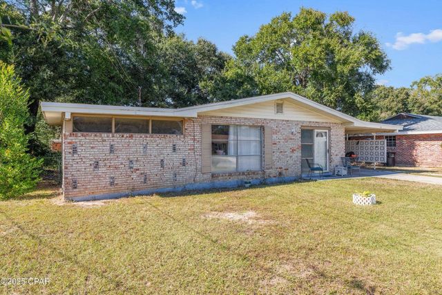 6131 Angelina Rd. Road, Pensacola, FL 32504