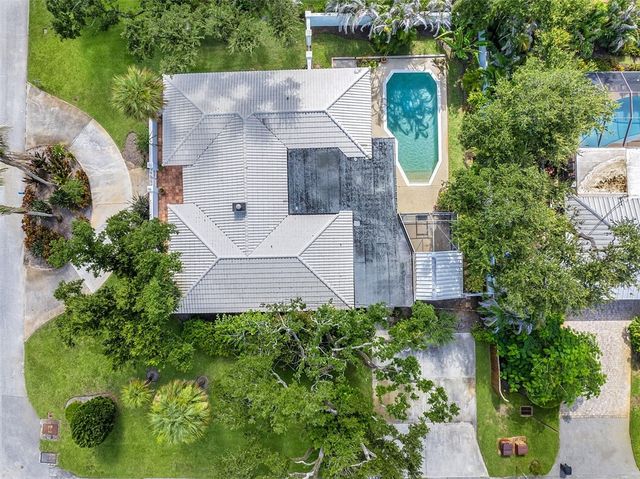 500 Gardenia Lane, Vero Beach, FL 32963
