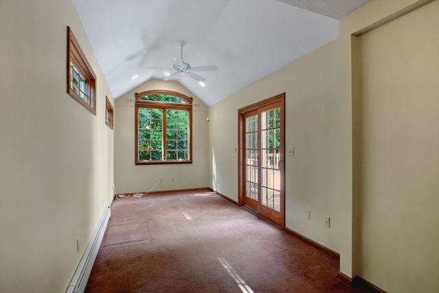 22 Danielle Ln, Mansfield, MA 02048