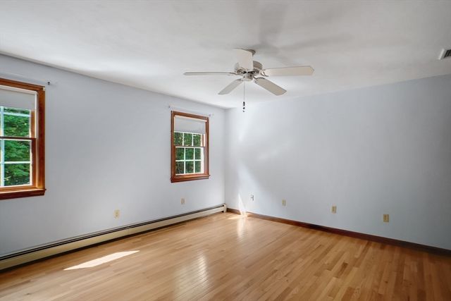 22 Danielle Ln, Mansfield, MA 02048