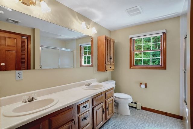 22 Danielle Ln, Mansfield, MA 02048