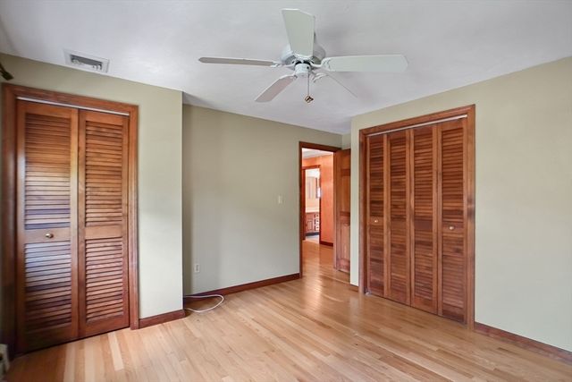 22 Danielle Ln, Mansfield, MA 02048