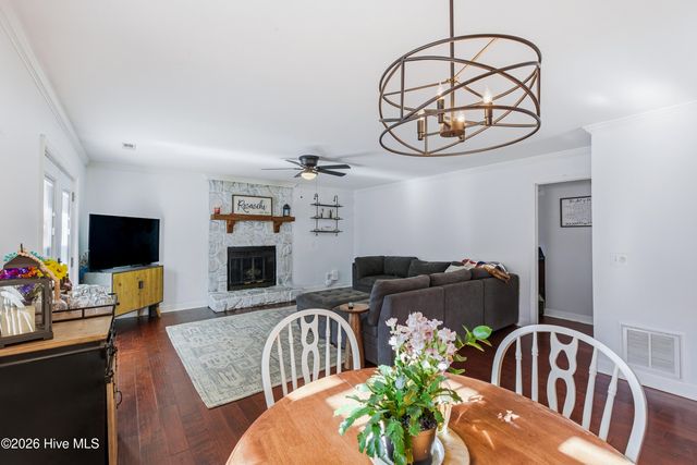 3442 Sparrow Hawk Court, Wilmington, NC 28409