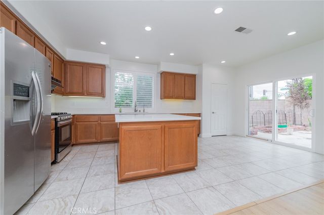 7395 Patti Ann Court, Eastvale, CA 92880