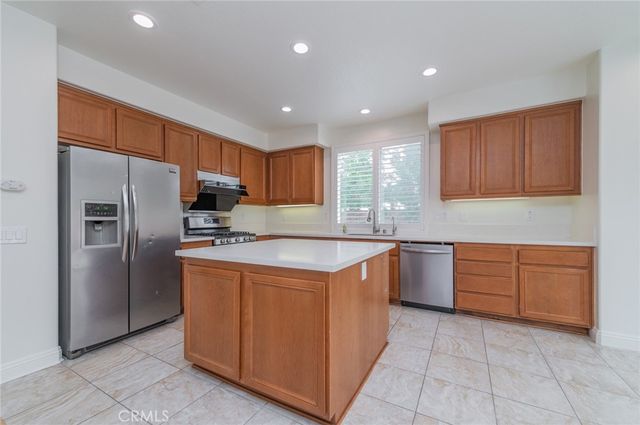7395 Patti Ann Court, Eastvale, CA 92880