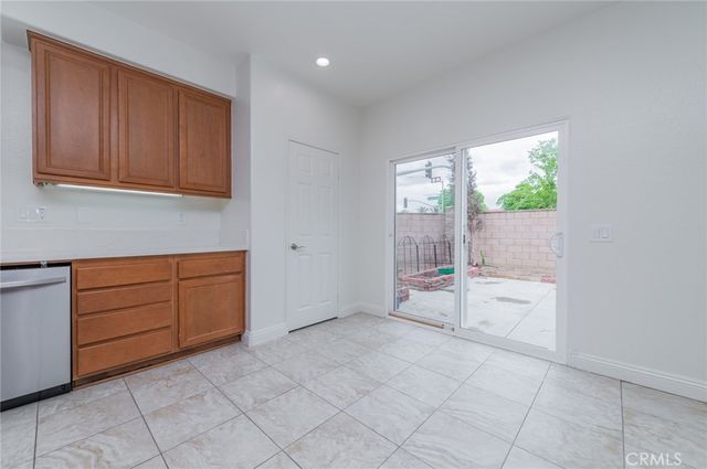 7395 Patti Ann Court, Eastvale, CA 92880