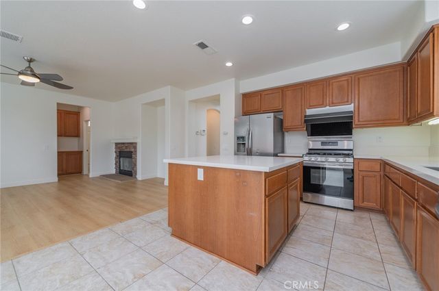 7395 Patti Ann Court, Eastvale, CA 92880