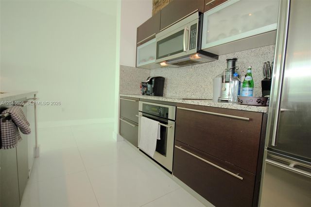 950 Brickell Bay Drive 4701, Miami, FL 33131