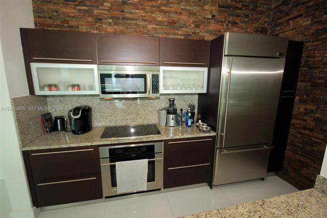950 Brickell Bay Drive 4701, Miami, FL 33131