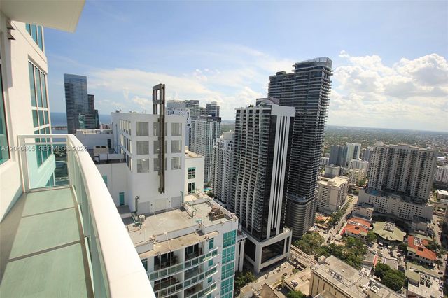 950 Brickell Bay Drive 4701, Miami, FL 33131