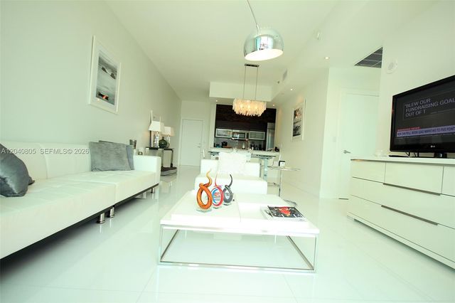 950 Brickell Bay Drive 4701, Miami, FL 33131