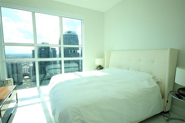 950 Brickell Bay Drive 4701, Miami, FL 33131