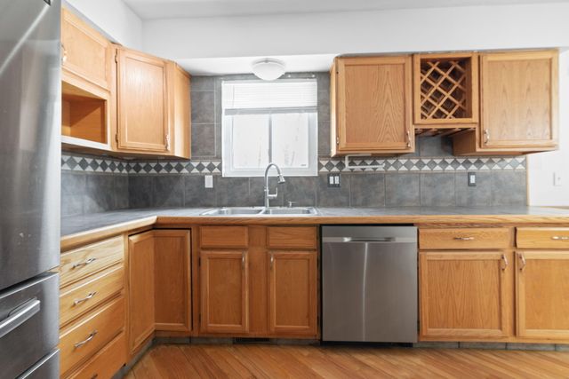 655 Ferndale Avenue, Lake Orion, MI 48362